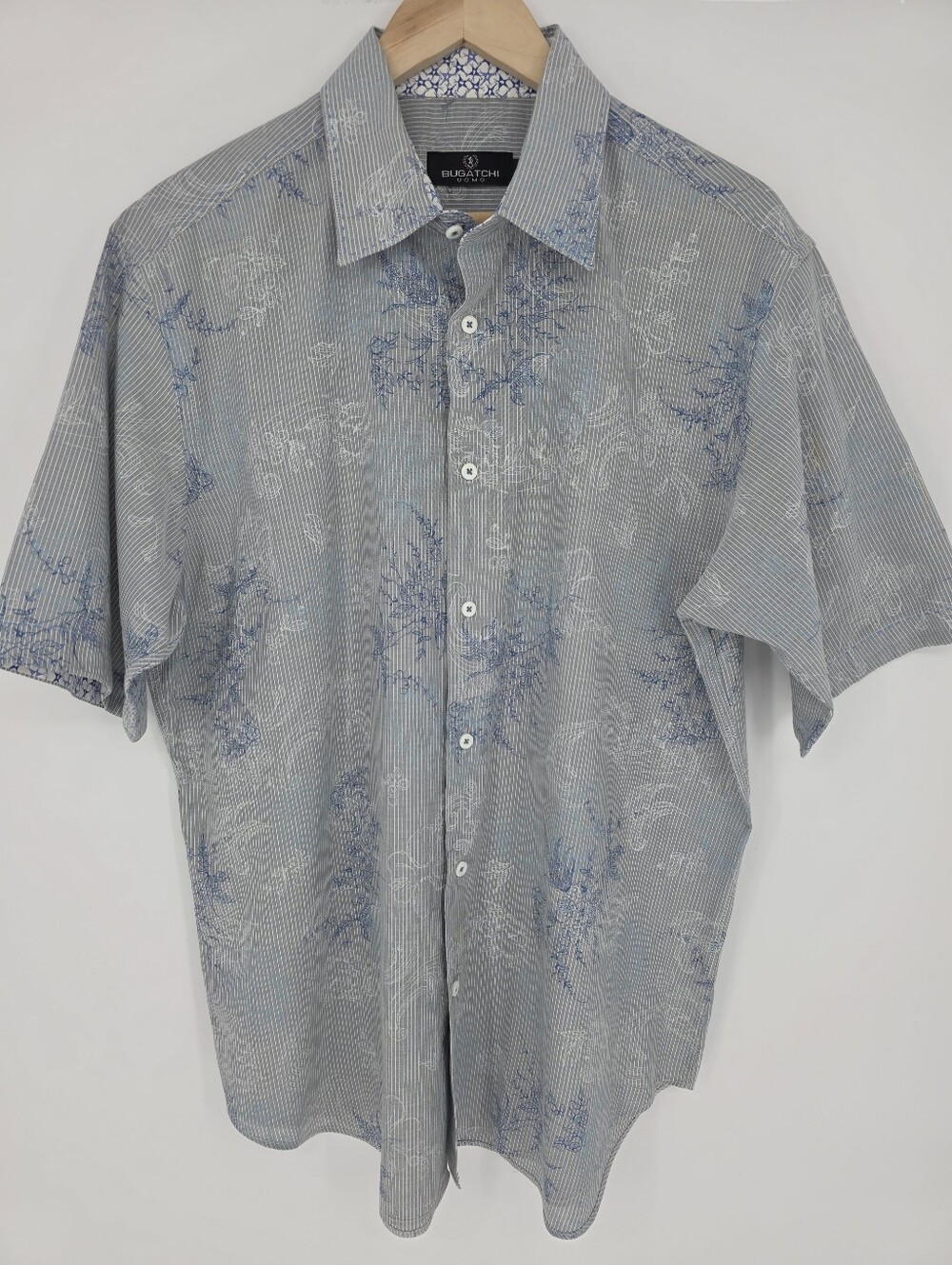 Bugatchi Uomo Button Front Shirt Large Blue Gray Striped Floral Short Sleeve
